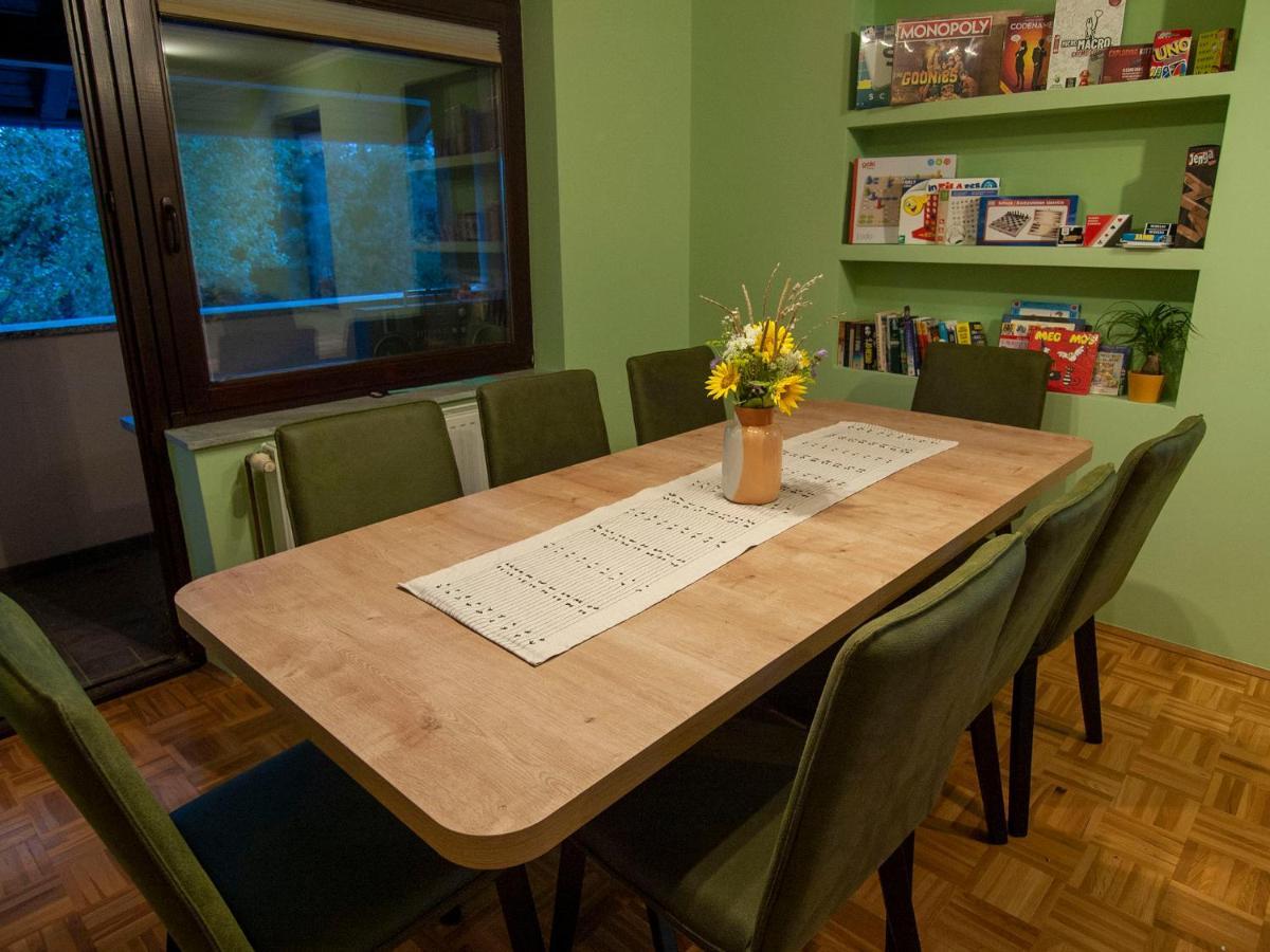 Holiday House Zarja - With Sauna And Hot Tub Bizeljsko ภายนอก รูปภาพ