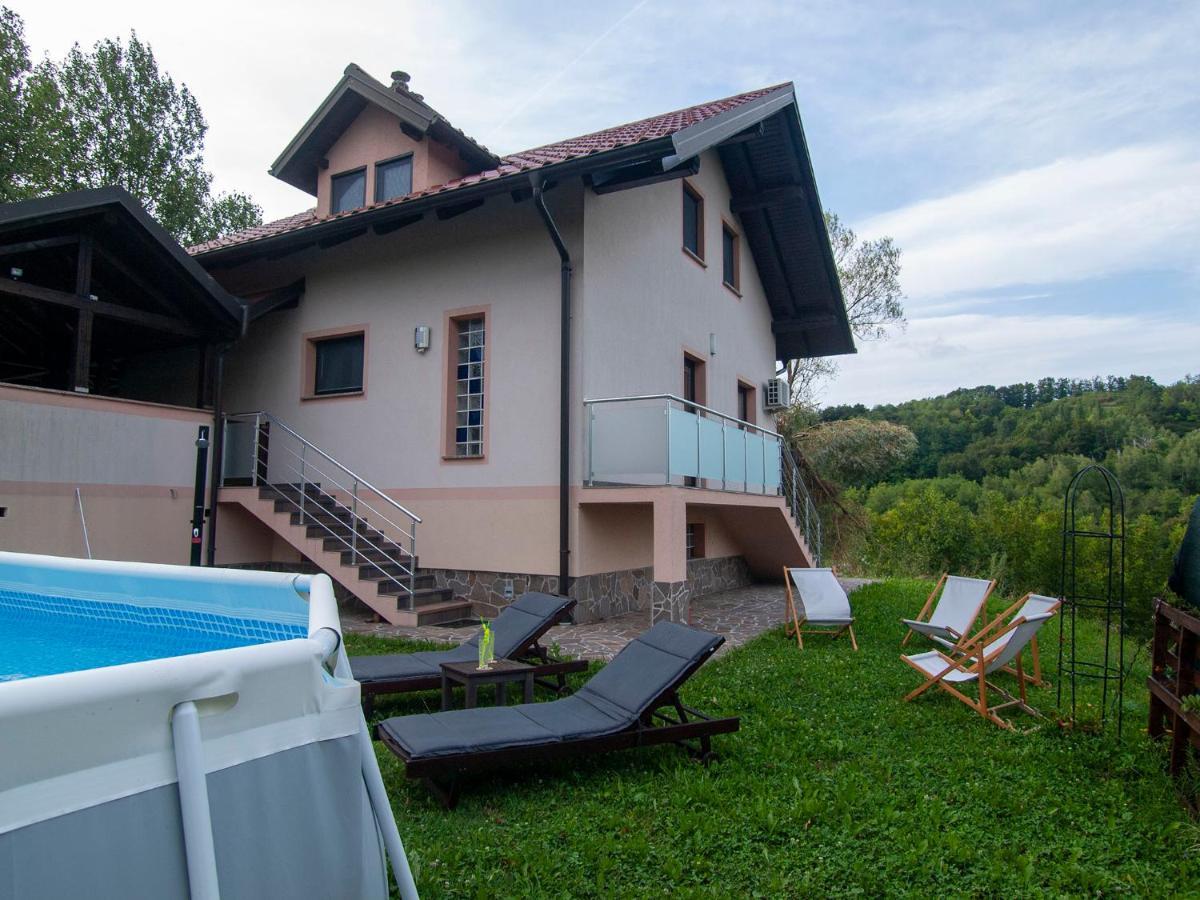 Holiday House Zarja - With Sauna And Hot Tub Bizeljsko ภายนอก รูปภาพ