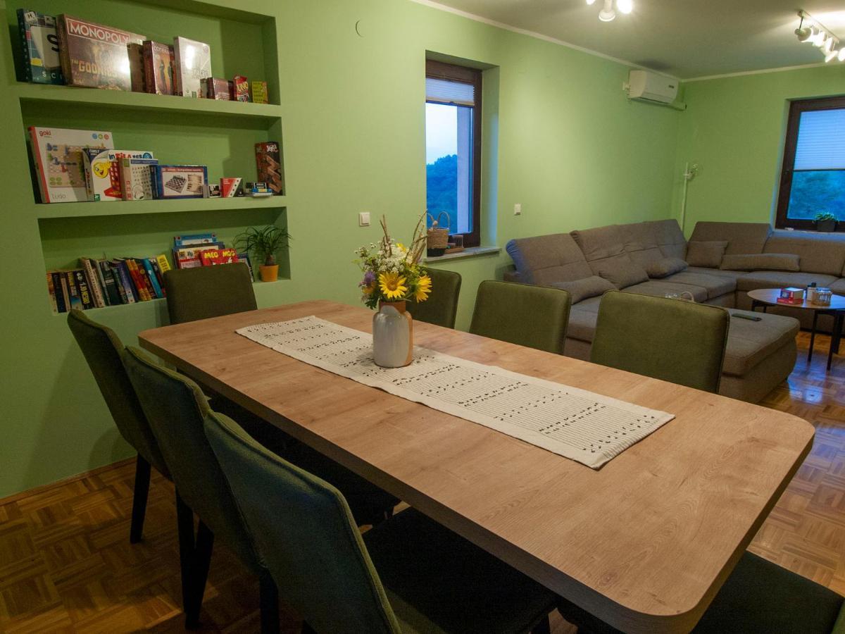 Holiday House Zarja - With Sauna And Hot Tub Bizeljsko ภายนอก รูปภาพ