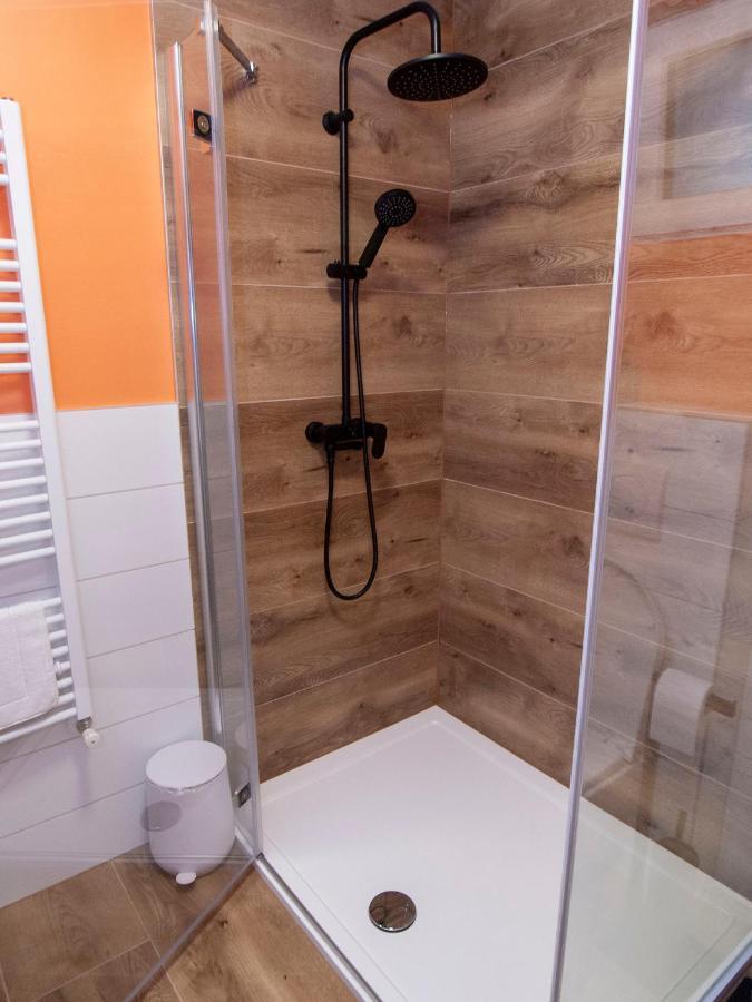 Holiday House Zarja - With Sauna And Hot Tub Bizeljsko ภายนอก รูปภาพ